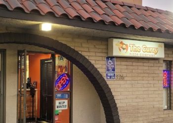 월넛 피자가게 3차례 연속 절도피해 … 돌로 유리창 깨고 침입