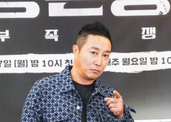 “생명보험 가입만 수십개”…김병만, 전처 폭행 부인