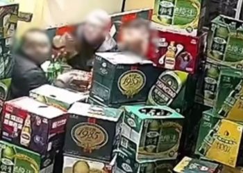 “다 마실테니 가져와!”…맥주산성 갇힌 손님