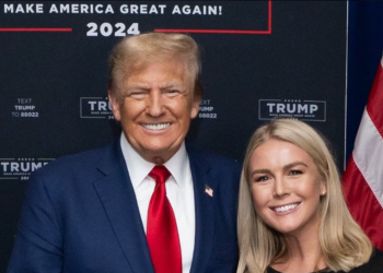 27세 최연소 백악관 대변인 지명 …캐롤라인 리빗