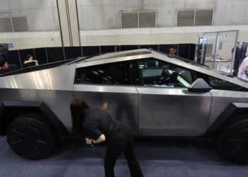 테슬라, 사이버트럭 2400여대 리콜…올해 6번째