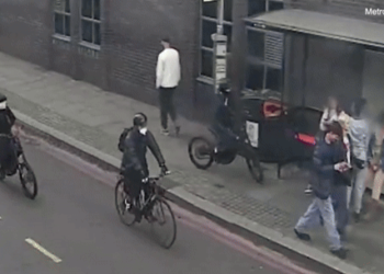 전화기 훔친 좀도둑들, 헬기 동원한 경찰에 체포(영상)