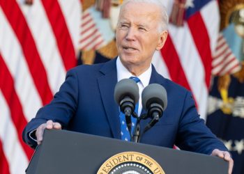 “이스라엘·레바논 휴전…27일 새벽 4시 전투종료”