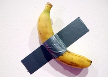 87억원 짜리 바나나 작품 사더니 한 입에 ‘꿀꺽’