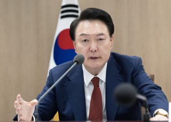 외신들 “尹, 트럼프 체제 대비 ‘골프 외교’ 준비 매진” 조명
