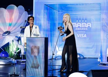 ‘아파트’ 로제·마스, ‘2024 마마 어워즈’ ‘글로벌 센세이션상’