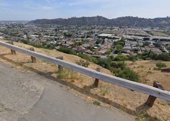 LA 마운트 워싱턴 절벽서 10대 2명 사망