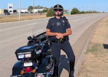 “딱 걸렸어” … 차에서 자던 운전자, 알고 보니 마약상