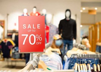 벌써 쇼핑 시즌?  “시즌 최저가 속지 마세요. 원래 가격입니다”