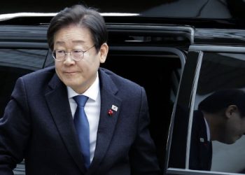 이재명 대장동 재판 재개 … 판사는 위증무죄판결 김동현