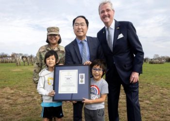 한인 최초 연방상원 입성’ 앤디 김, 의정 활동 조기 시작