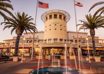 이틀 간 퍼시픽뷰 쇼핑센터 턴 절도단 37명 체포