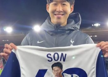 45분만 뛰고 1골·2도움 SON …토트넘, 5-0 대승