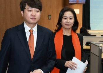 이준석 당 내홍 … 허은아,  이준석 측근 사무총장 경질