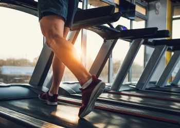 “헬스장서 성병 균 옮았다”… 온라인서 뜨거운 논쟁