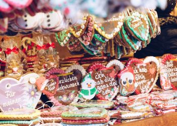 “크리스마스 영업시간 미리 확인하세요”