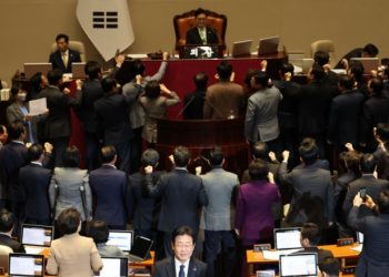 국힘, 한덕수 탄핵 ‘원천무효’ 주장…권한쟁의심판