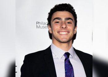 “기생충은 당해도 마땅” … 보험사 CEO 암살범 소지 메모