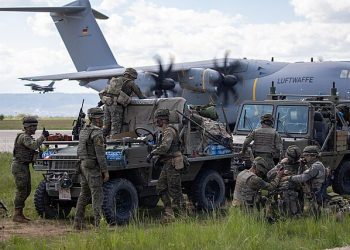 “영국·프랑스, 우크라이나 파병론 솔솔~”