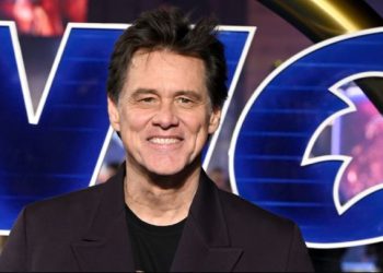 “돈 때문에 힘들다”…은퇴 번복 ‘짐 캐리’, 솔직 고백