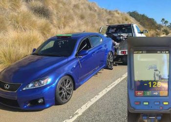 10대 운전자 말리부 1번 Hwy서 126마일 질주