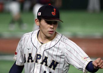 달아오르는 사사키 영입전…텍사스와도 만났다