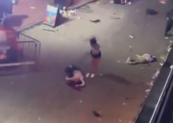 (1보)새해 벽두 차량돌진 테러, 경찰과 총격전 …10명 사망, 30여명 부상(영상)