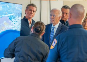 “국가적 재앙 LA 산불대응 집중” 바이든, 교황면담 취소