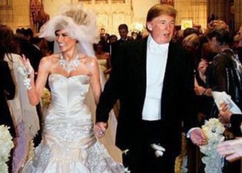 트럼프, 20년전 멜라니아와 결혼식 사진 공개 화제
