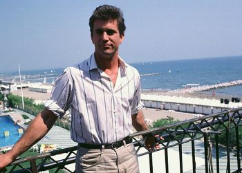 산불로 집 잃은 멜 깁슨 “주지사, 세금 어디다 쓴 거냐” 분노