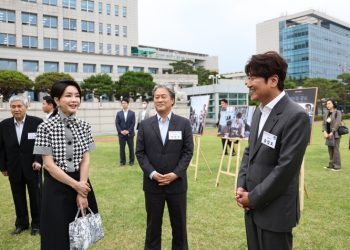 “김건희, 박찬욱에 ‘나 주인공인 영화 어때요'” 영화 제안했다