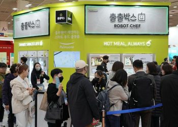 [이사람] CES 간 풀무원家 2세 남성윤 USA 영업본부장