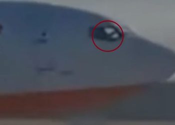 끝까지 손 떼지 못했다…기장 마지막 모습에 ‘울컥’