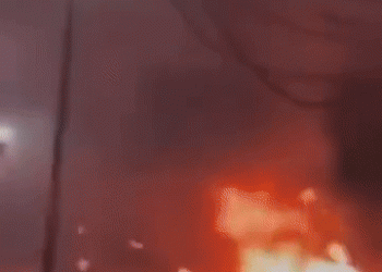 필라 도심 항공기 추락폭발 …”탑승 6명 생존 확인 불가”(영상)