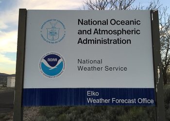 트럼프, 기상청 ∙해양대기청 예보관 수백명 무더기 해고