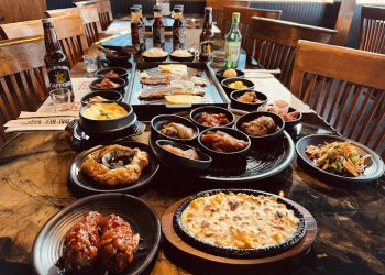 한식 프랜차이즈 ‘대지 코리안 BBQ’인기, 타인종 점주 등장