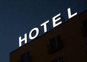 “유명 호텔 체인들 성매매 온상 … 호텔들 방조, 1천번 성폭행 당했다” … LA 여성 충격적 소송