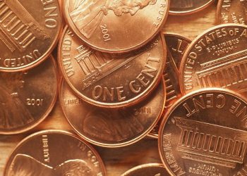 트럼프, ‘1센트 동전’ 생산 중단 지시 … “2센트 이상 든다”