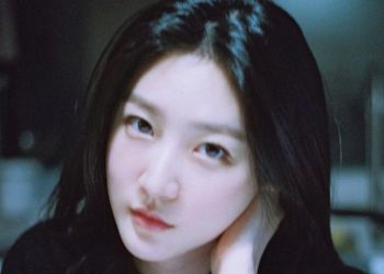 “힘든데 그만 좀”… 너무 안타까운 김새론 생전 SNS, 외신도 조명