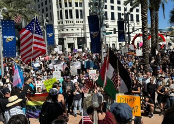 프레지던트 데이, 전국 곳곳서 반트럼프-반머스크 시위