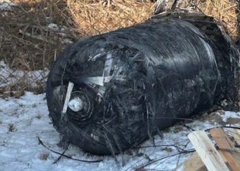 뒷마당에 머스크가 쏜 로켓 잔해 …”지구 돌다가 추락”