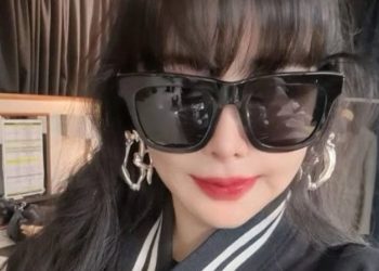 ‘셀프 열애설’ 박봄, “이민호가 시켰다” … 마카오로 떠나