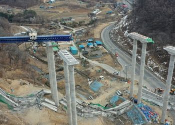 안성 고속도로 교각 붕괴 … 사상자 10명