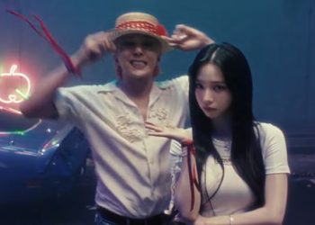 지드래곤·카리나, 투샷 떴다