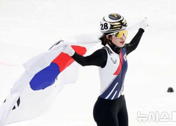 첫 도입 혼성 쇼트트랙 1500m 한국 금메달…박지원, 김길리 동반 2관왕