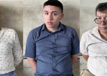 “로토 당첨금 인출 도와주세요” … 노인들 상대 사기단 체포