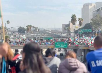 3일째 LA시위 “분위기 심상치 않다” … 고교생 수백여명 집단가세