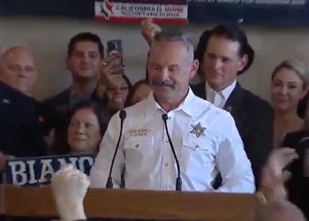 “트럼프, 캘리포니아 접수한다” … 비앙카 국장, 주지사 선거 출마선언