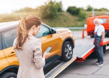 갑자기 나타난 토잉트럭 방심하다 봉변 … 바가지 사기 주의보