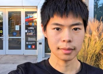 구글이 모셔간 ‘천재소년’ … 16개 대학서 입학 거부 당해